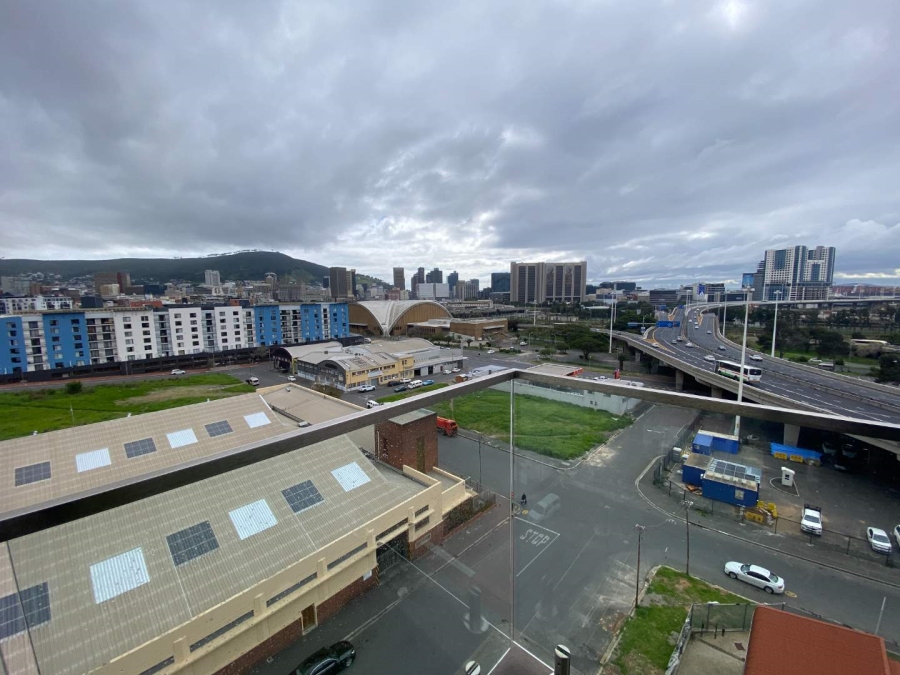2 Bedroom Property for Sale in Zonnebloem Western Cape